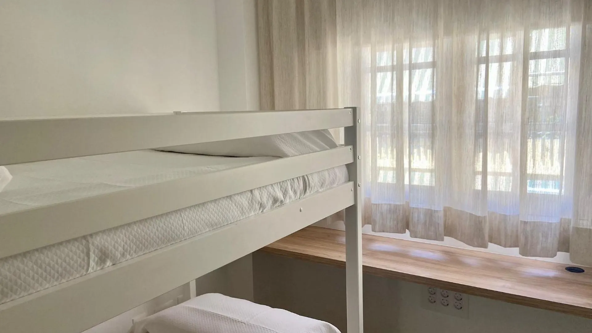 The Sun City Apartment 拉克鲁斯